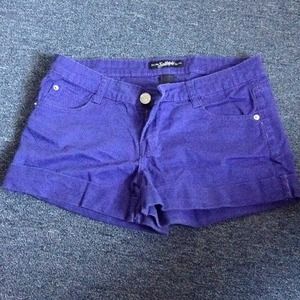 Chic violet shorts