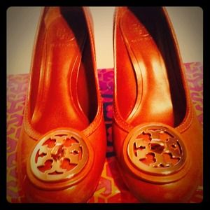 tory burch heels