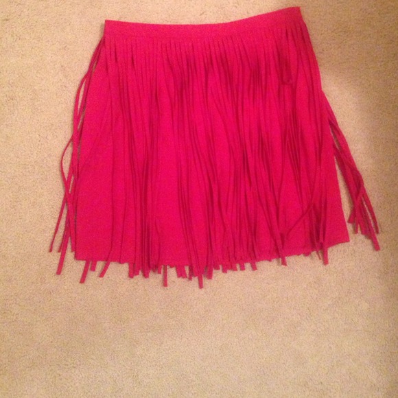 Brand and label fridge skirt.