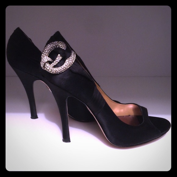 Badgley Mischka Satin Peep Toe Pump