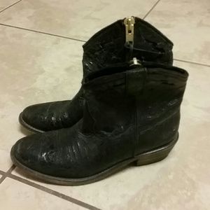 Steve Madden leather boots