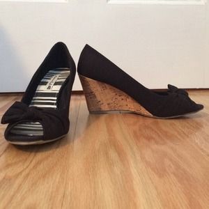 ✨REDUCED✨Black cork wedges