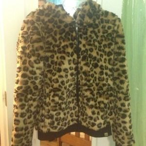 Faux fur cheetah hoodie. Size M
