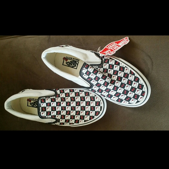 Hello Kitty Slip-on Vans Authentic