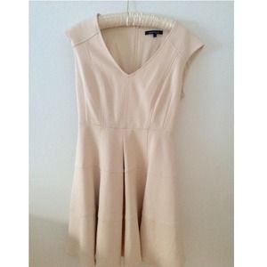 V neck dress