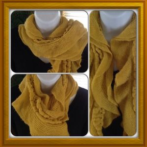 Yellow ruffle scarf