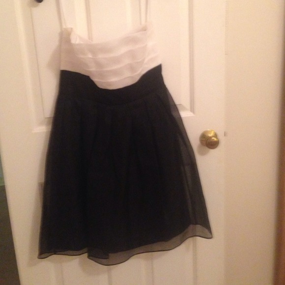 White house black market cocktail dress