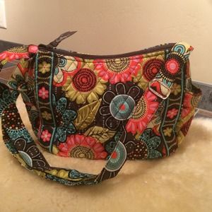 Vera Bradley On the Go in Flower Shower. NWOT