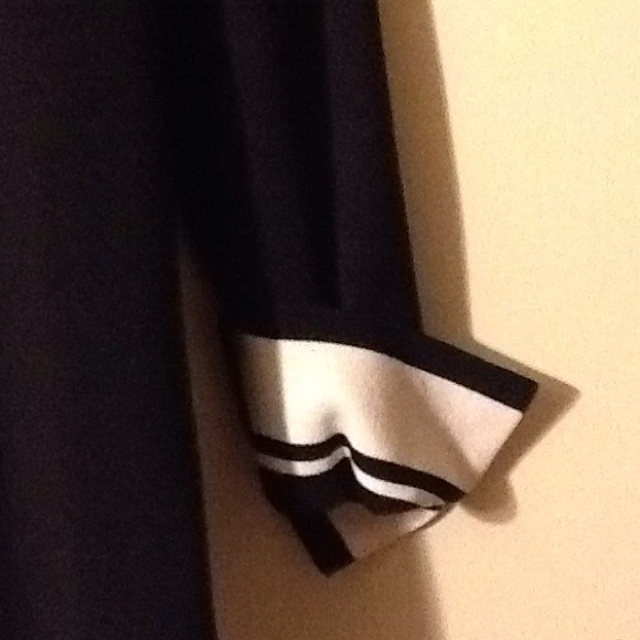 Sweater set - Picture 3 of 4