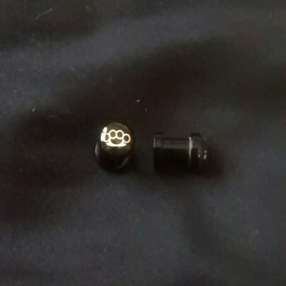 Plugs