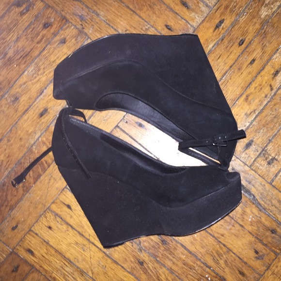 Bakers Black Wedges