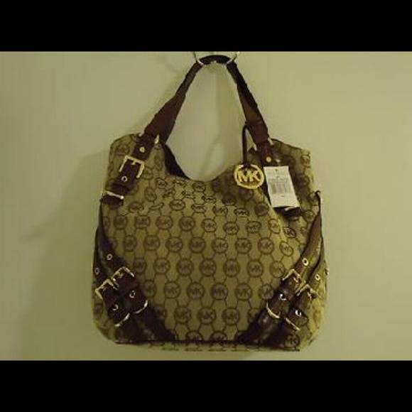 Michael Kors HandBag - Picture 4 of 4