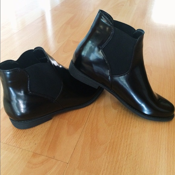 ASOS Chelsea boots