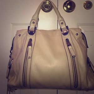 B. Makowsky Beige Leather Handbag