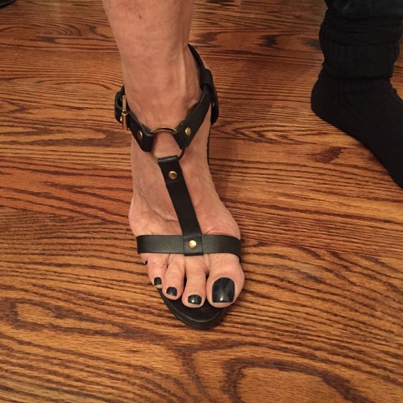 GUCCI SEXY BRAND NEW HEELS WORN ONCE - Picture 1 of 4