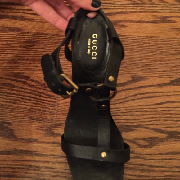 GUCCI SEXY BRAND NEW HEELS WORN ONCE - Picture 3 of 4