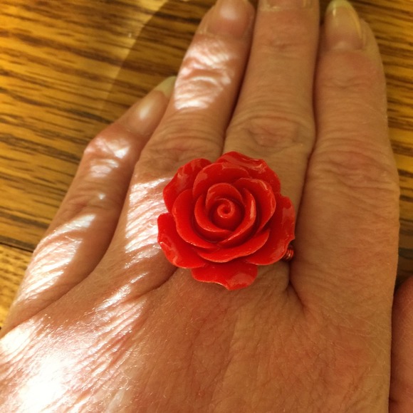 Valentine's Day ring artistic wire non tarnishing - Picture 1 of 1