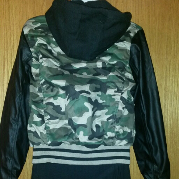 Cute Camouflage Jacket Too Cute! - Picture 2 of 2