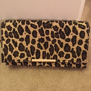 NWT H&M printed clutch