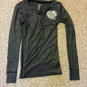 Iso!! Not selling. Need size large