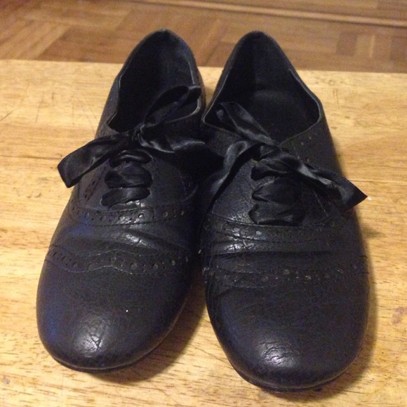 Oxford flat shoes