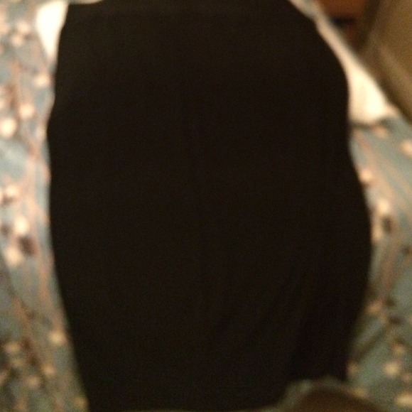 Motherhood black skirt. Size 2x