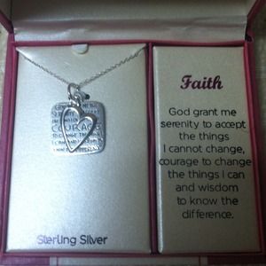 BRAND NEW STERLING SILVER SERENITY PRAYER NECKLACE