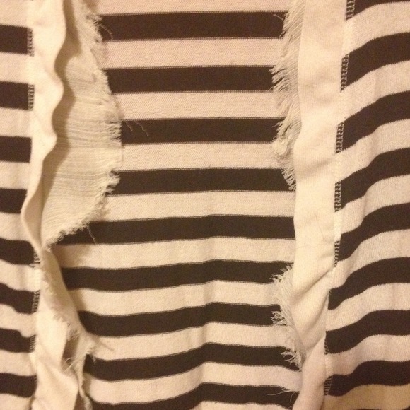 Pure Rebel Black White Stripped Cardigan Size S - Picture 4 of 4