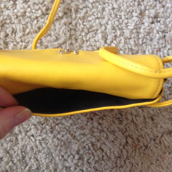 Liz Claiborne Cross body Purse - Picture 4 of 4