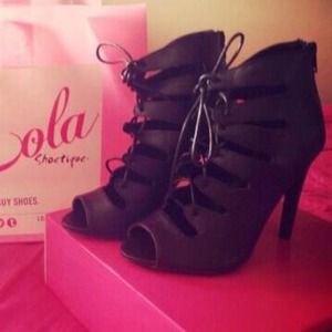 Lolashoetique heels in great condition