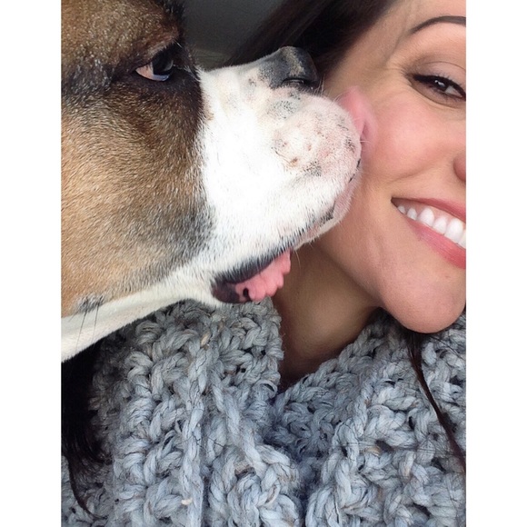 Chunky Infinity Scarf • Grey - Picture 2 of 4