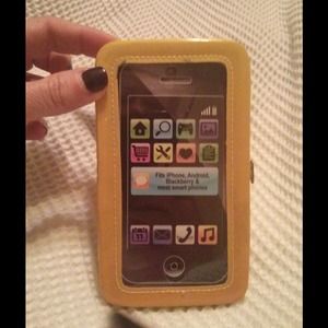 Nwt phone wristlet.