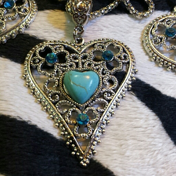 Heart turquoise necklace earrings set - Picture 2 of 4