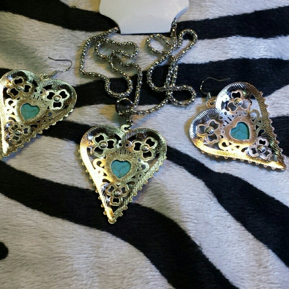 Heart turquoise necklace earrings set - Picture 3 of 4