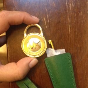 Michael Kors little lock and key * New NO TAGS*