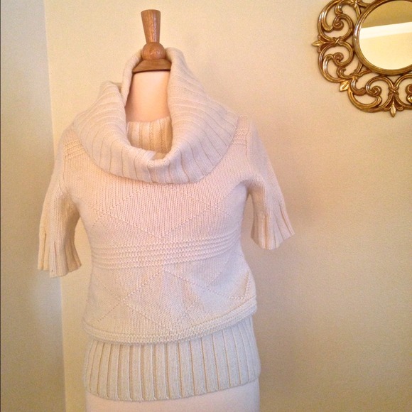 AE Short-Sleeve Sweater - Picture 1 of 4