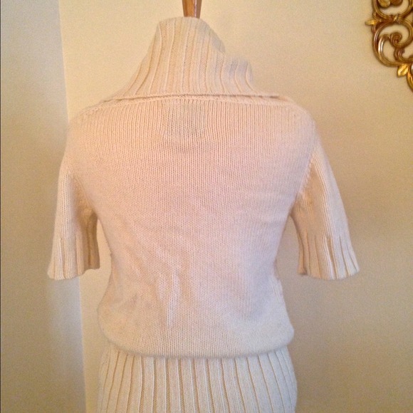 AE Short-Sleeve Sweater - Picture 3 of 4