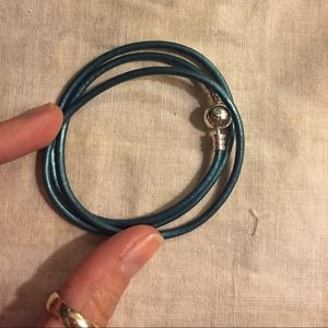 💯Authentic Pandora bracelet