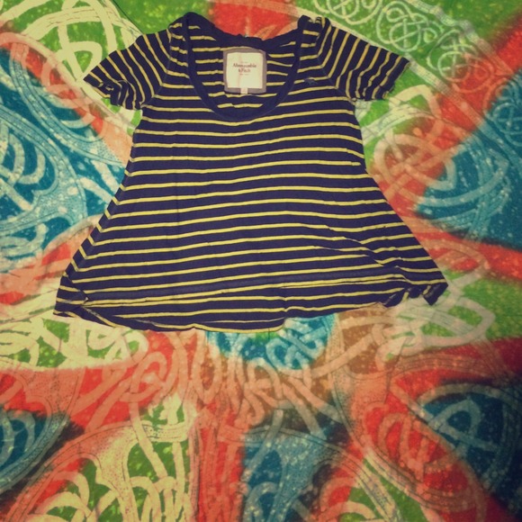 Flare Abercrombie and Fitch striped top!