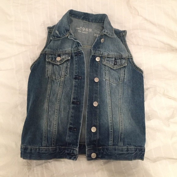 medium-wash denim vest