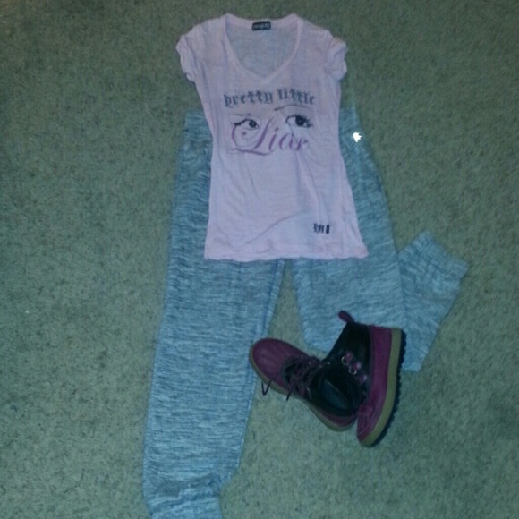 NWOT!! Jogger grey sweats