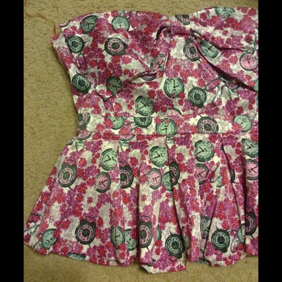 FOREVER21 TOP NWT LARGE - Picture 2 of 3