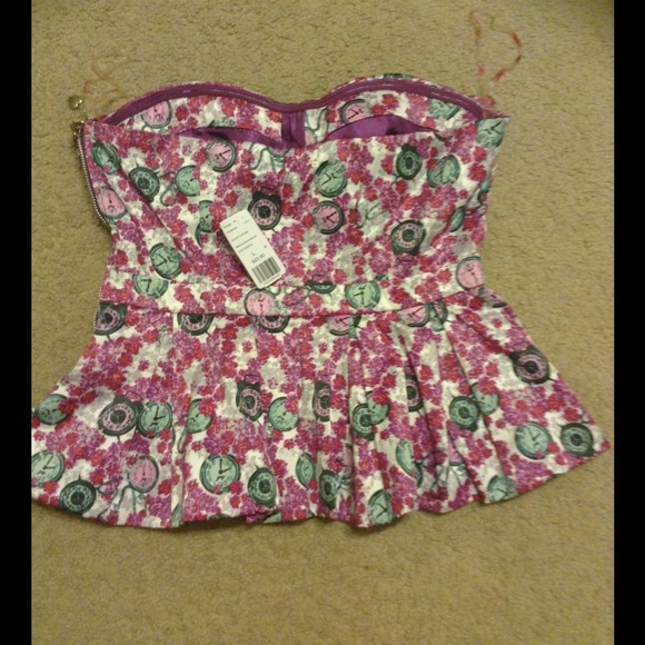 FOREVER21 TOP NWT LARGE - Picture 3 of 3