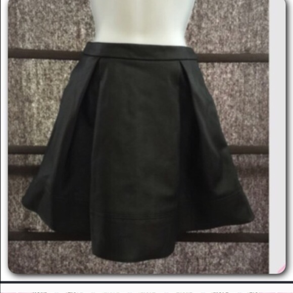 Lamour faux leather skirt - Picture 4 of 4