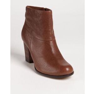 Cole Haan x Nike Air sole leather booties size 7