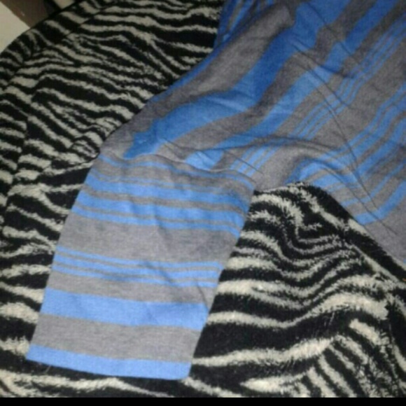 Striped crop top - Picture 2 of 2