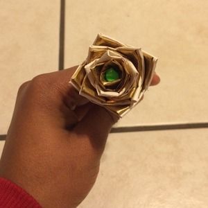 Duck tape flower pen