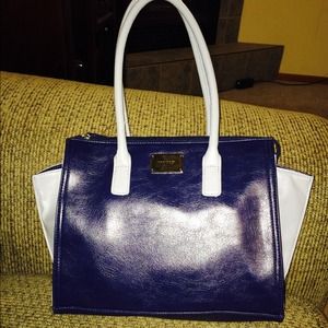 NWT Nine West purse navy/light blue