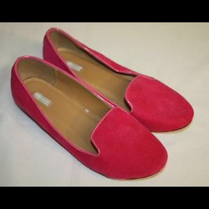 NEW. Cooperative hot pink flats