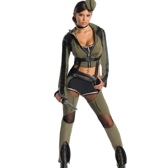 Suckerpunch sexy pilots costume